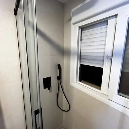Apartment Argote De Molina Seville